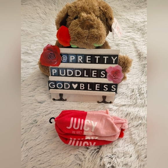 💕 Juicy by Juicy Couture 2pr No Show Pom-Pom Socks 💕 - Picture 5 of 11